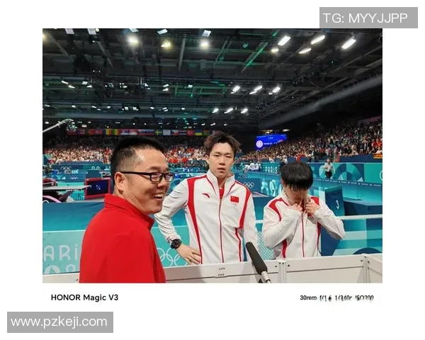 中国足球明星的奋斗与荣耀：从草根到世界舞台的传奇故事